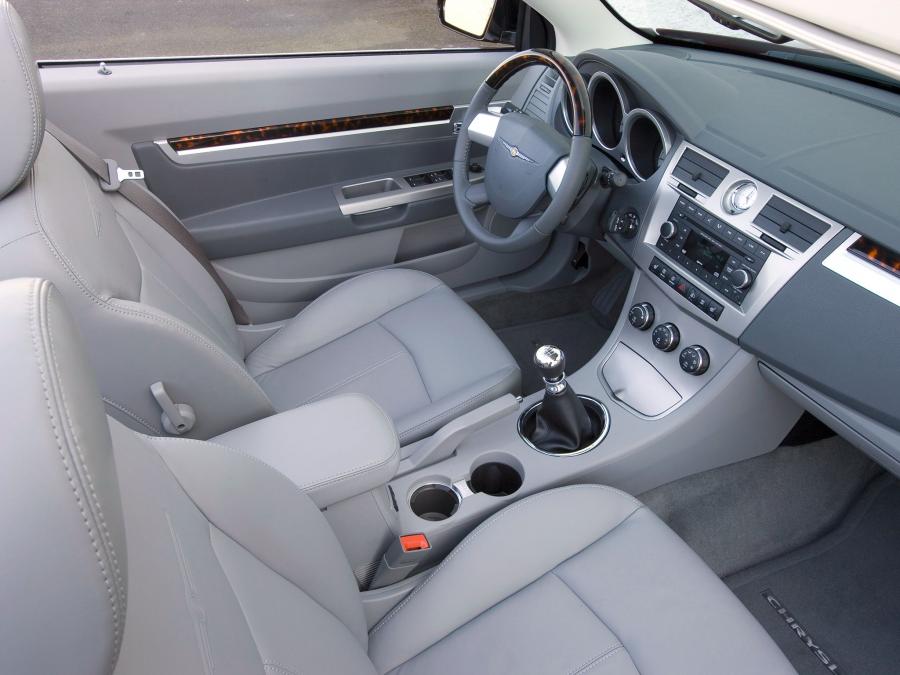  Chrysler Sebring Convertible 2007 года  (EU) (фото 19 из 26)